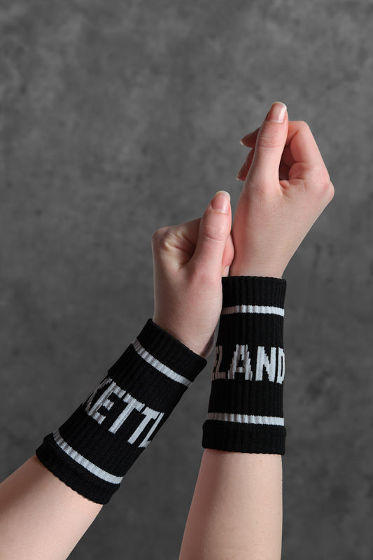 Sports wristband made of flexible cotton fabric